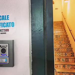 2* Alojamento de Acomodação e Pequeno-almoço Bedda Mari &