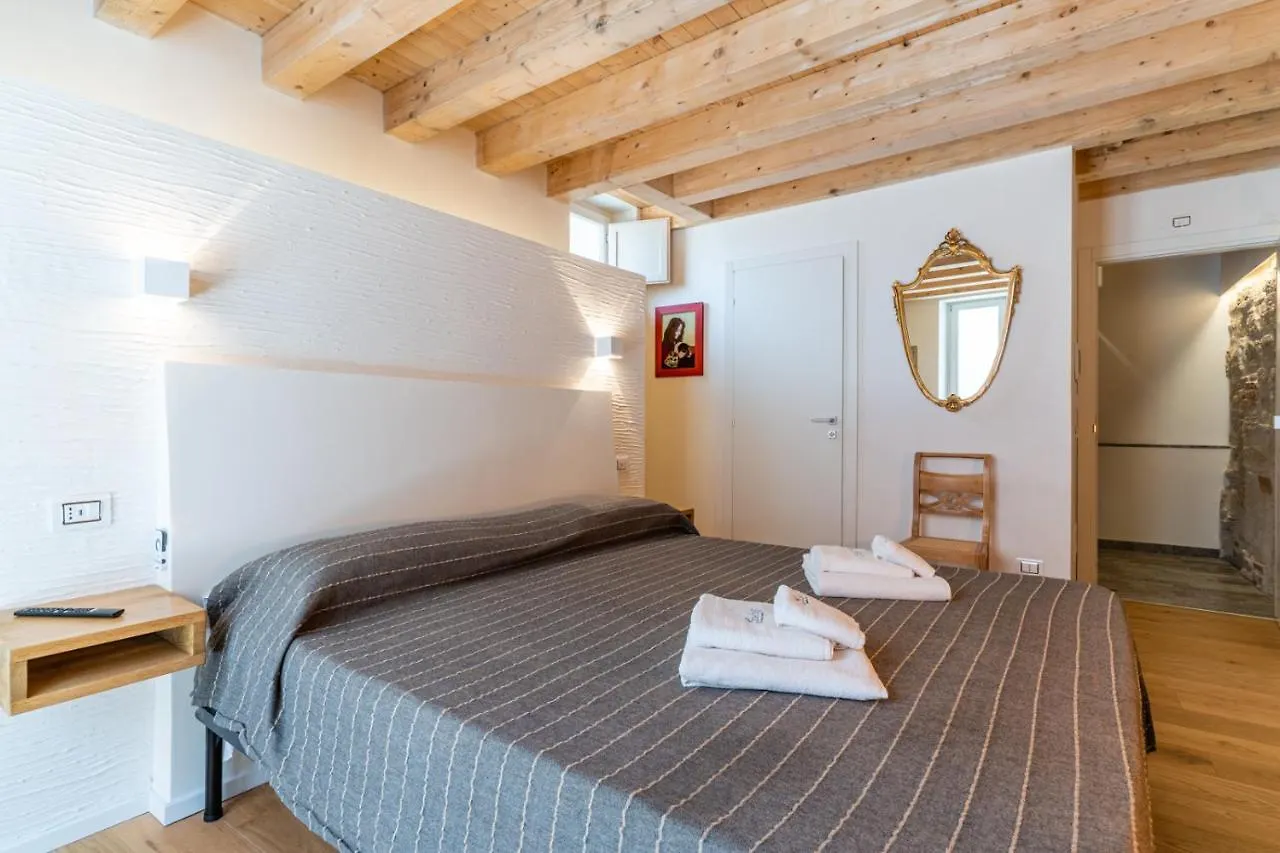 Bed and Breakfast Khalisah Palermo 2*,