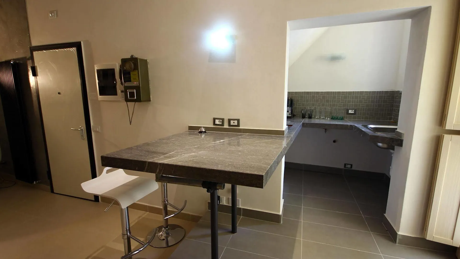 Bed and Breakfast Khalisah Palermo 2*,  Włochy