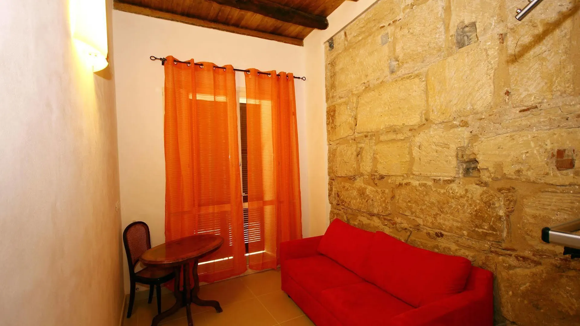 Nocleg ze śniadaniem Bed and Breakfast Khalisah Palermo